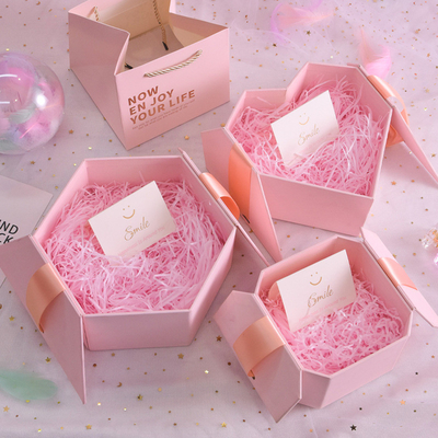 Bao bì hộp quà tặng mỹ phẩm sang trọng cho các sản phẩm trang điểm
